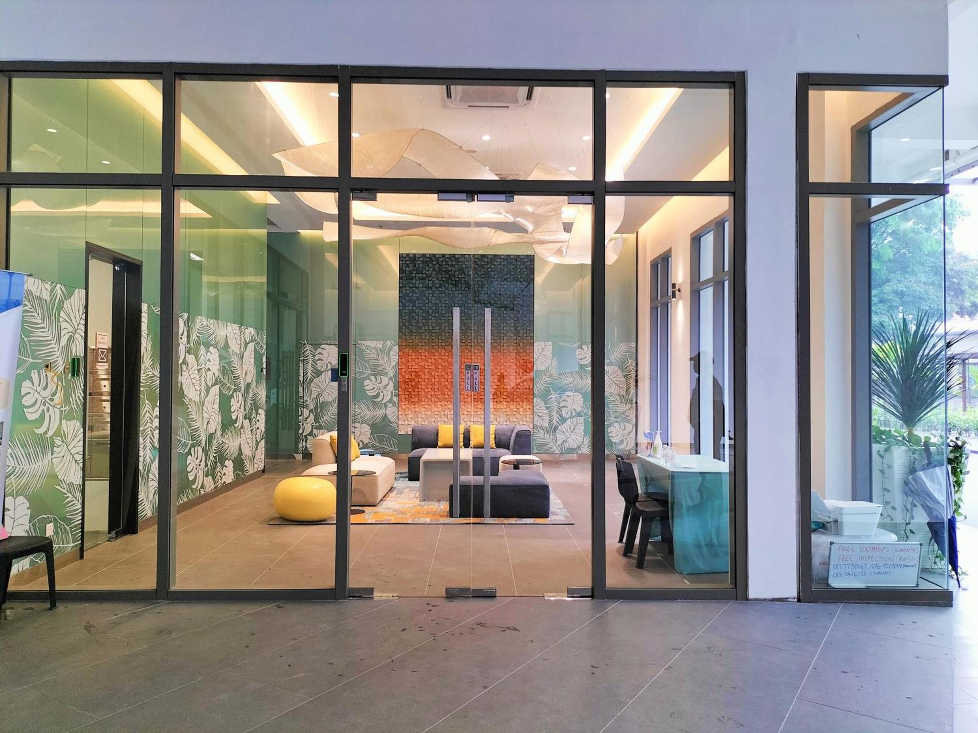 Riveria With Sky Pool And Fitness Kl Sentral Apartemen Kuala Lumpur