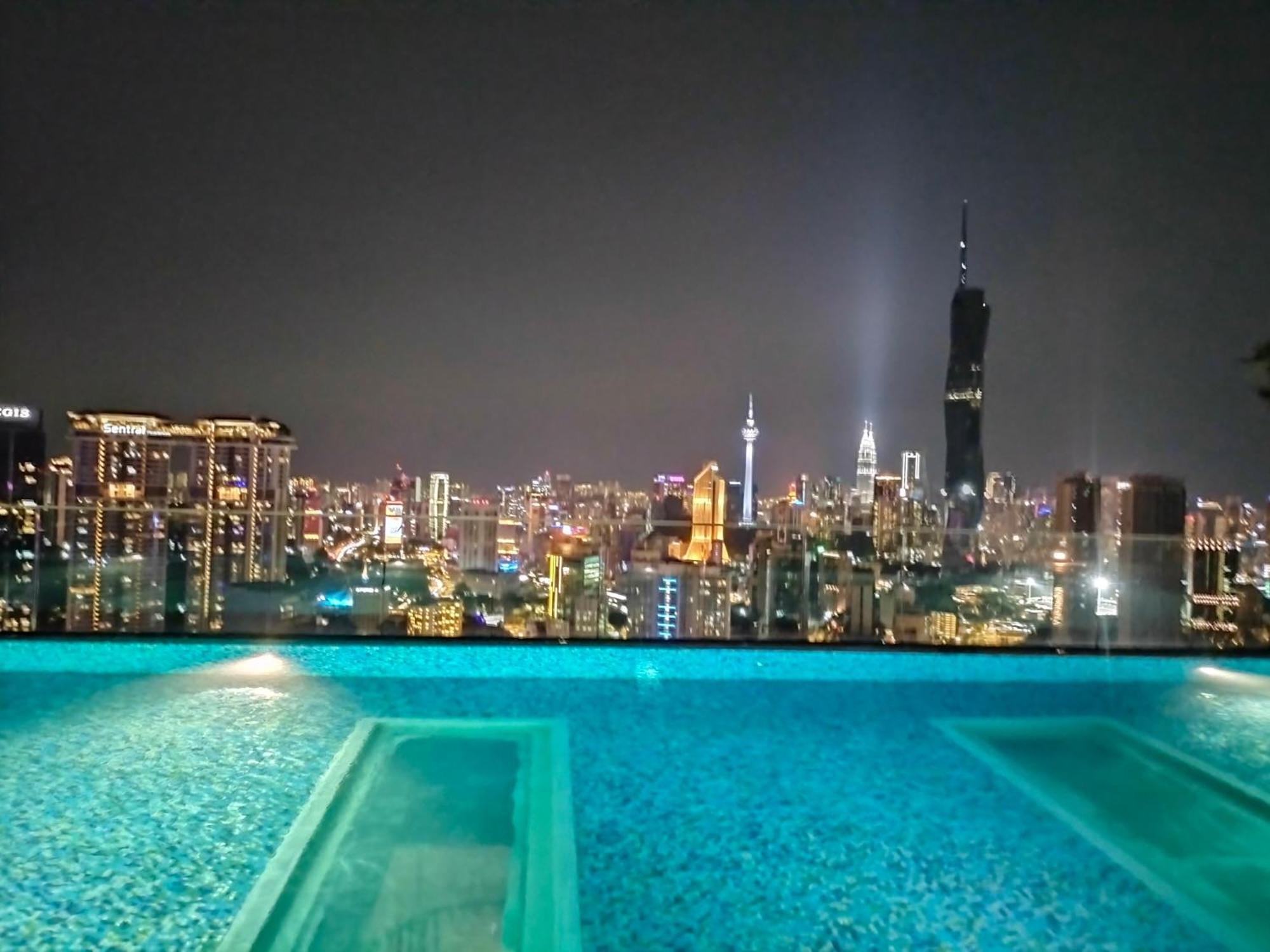 Riveria With Sky Pool And Fitness Kl Sentral *