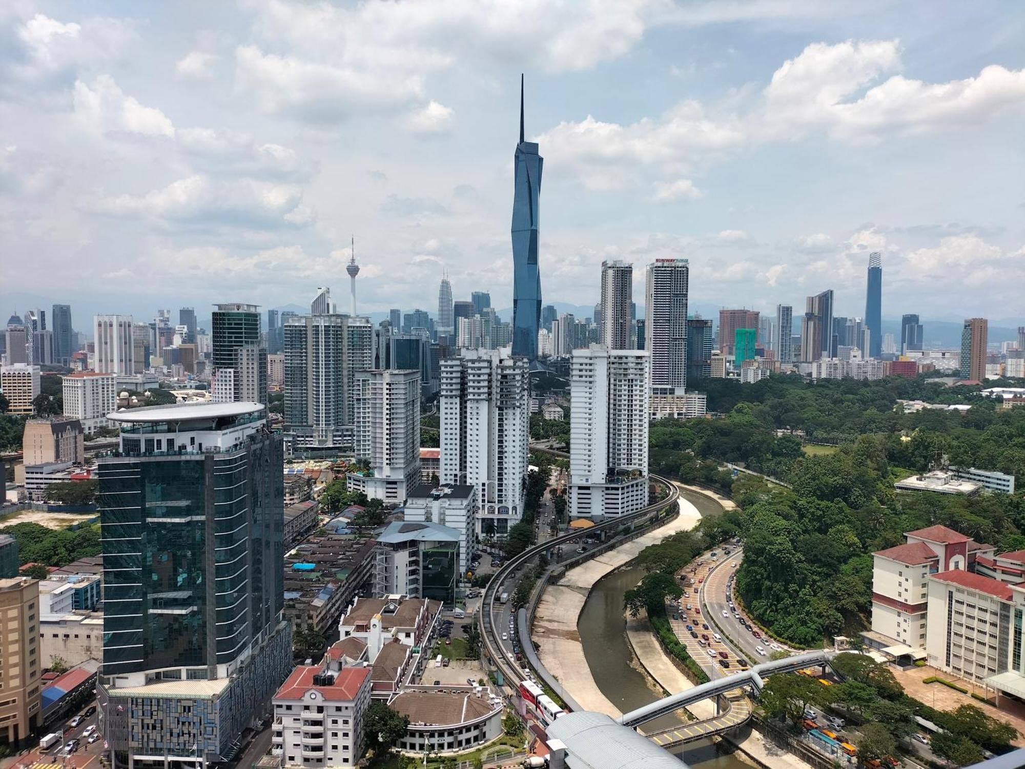 Apartment Riveria With Sky Pool And Fitness Kl Sentral Kuala Lumpur